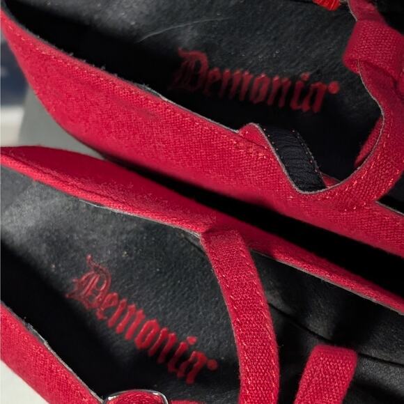 Demonia Click 08 T Strap Platform Sandals Shoes Red Canvas Women's Fits 7.5 - Picture 4 of 10